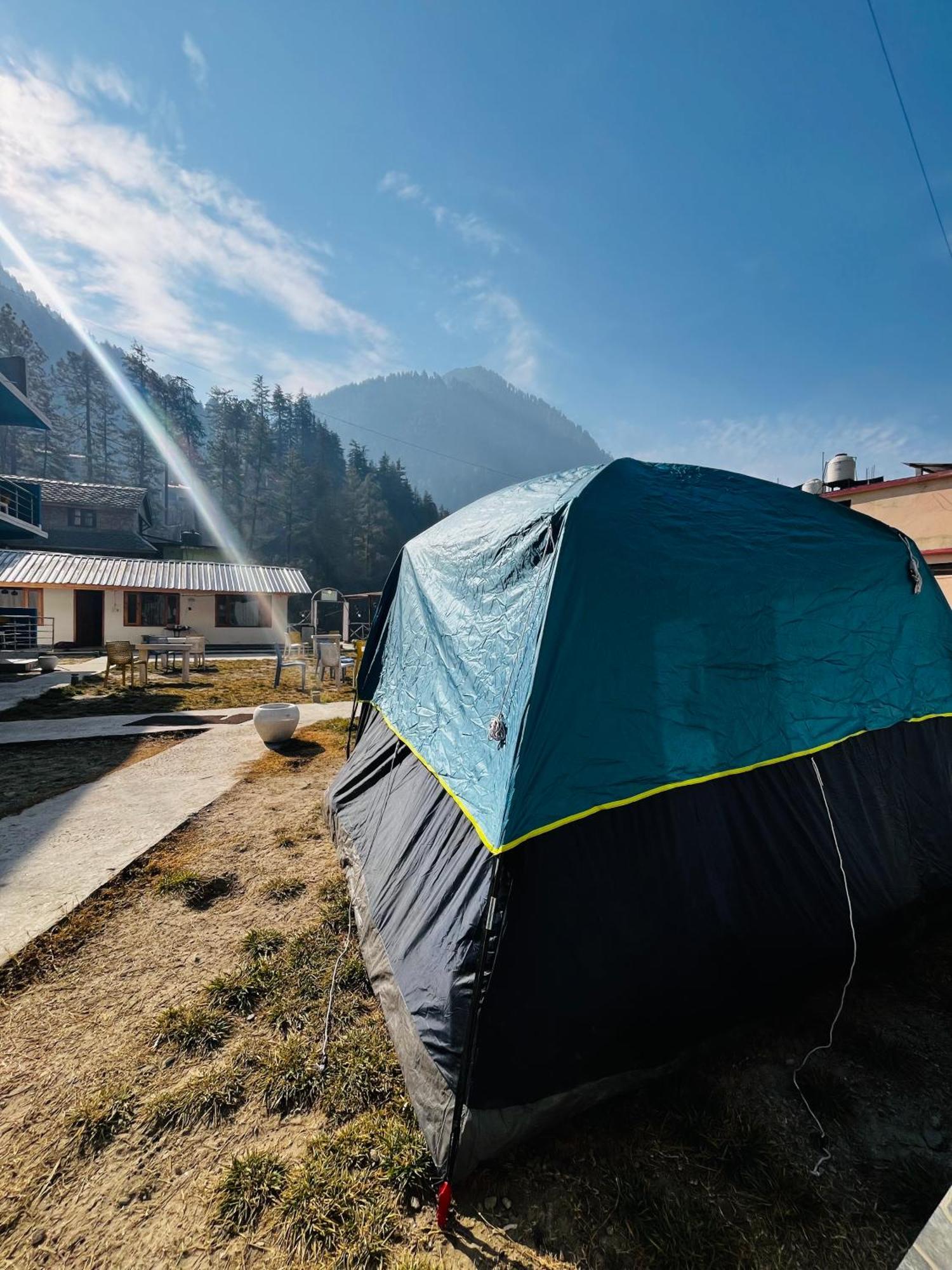 Hotel Adinova Kasol Buitenkant foto