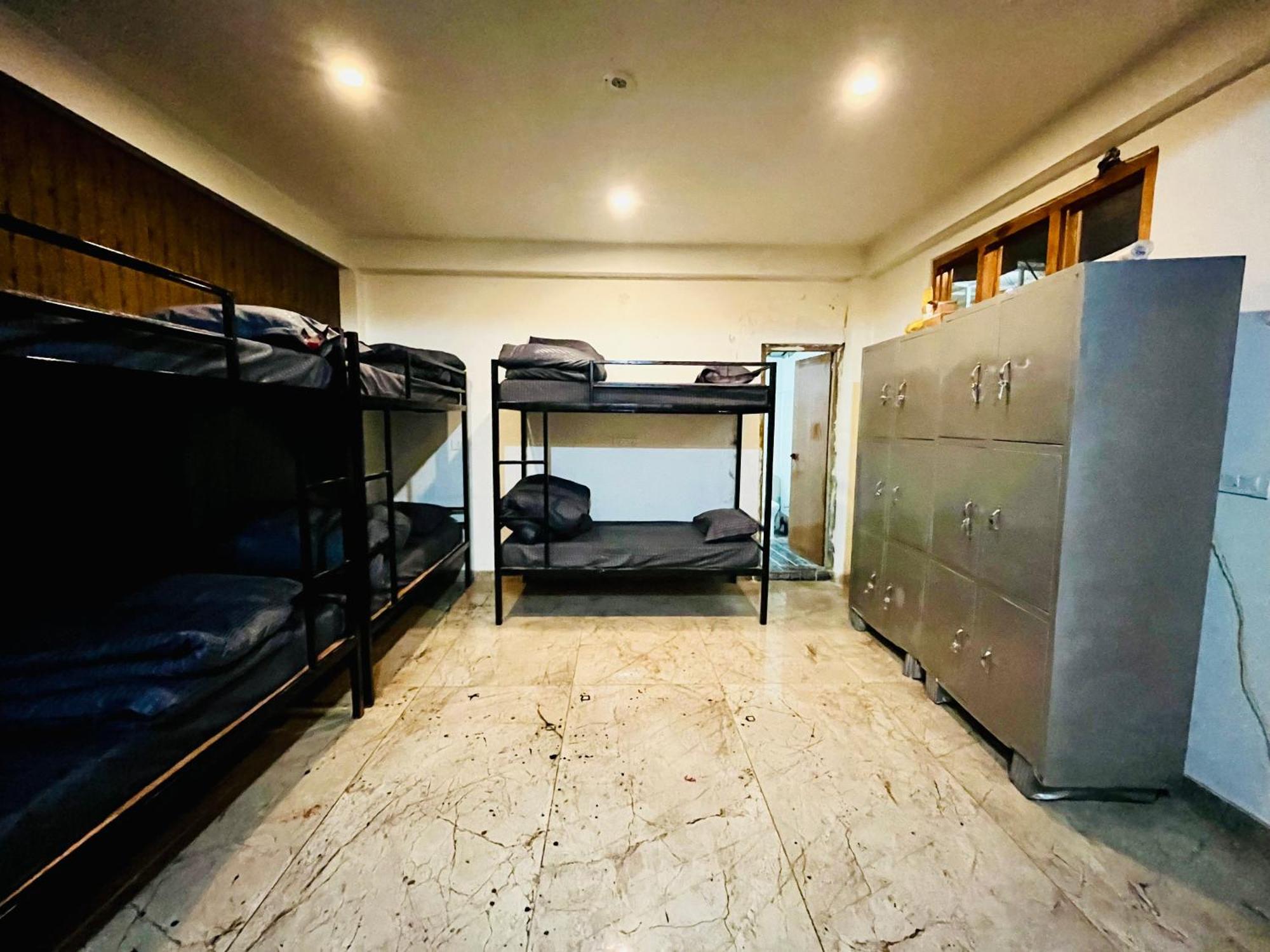 Hotel Adinova Kasol Buitenkant foto
