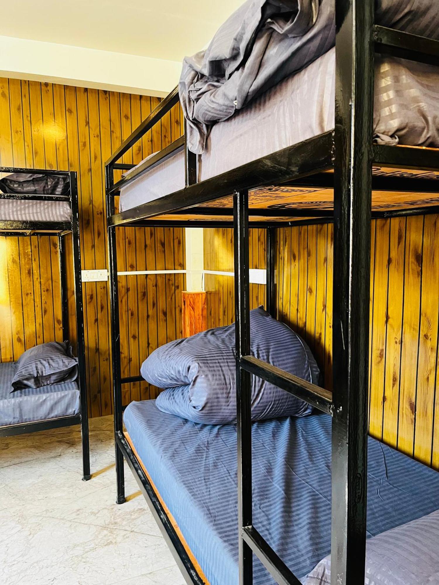 Hotel Adinova Kasol Buitenkant foto